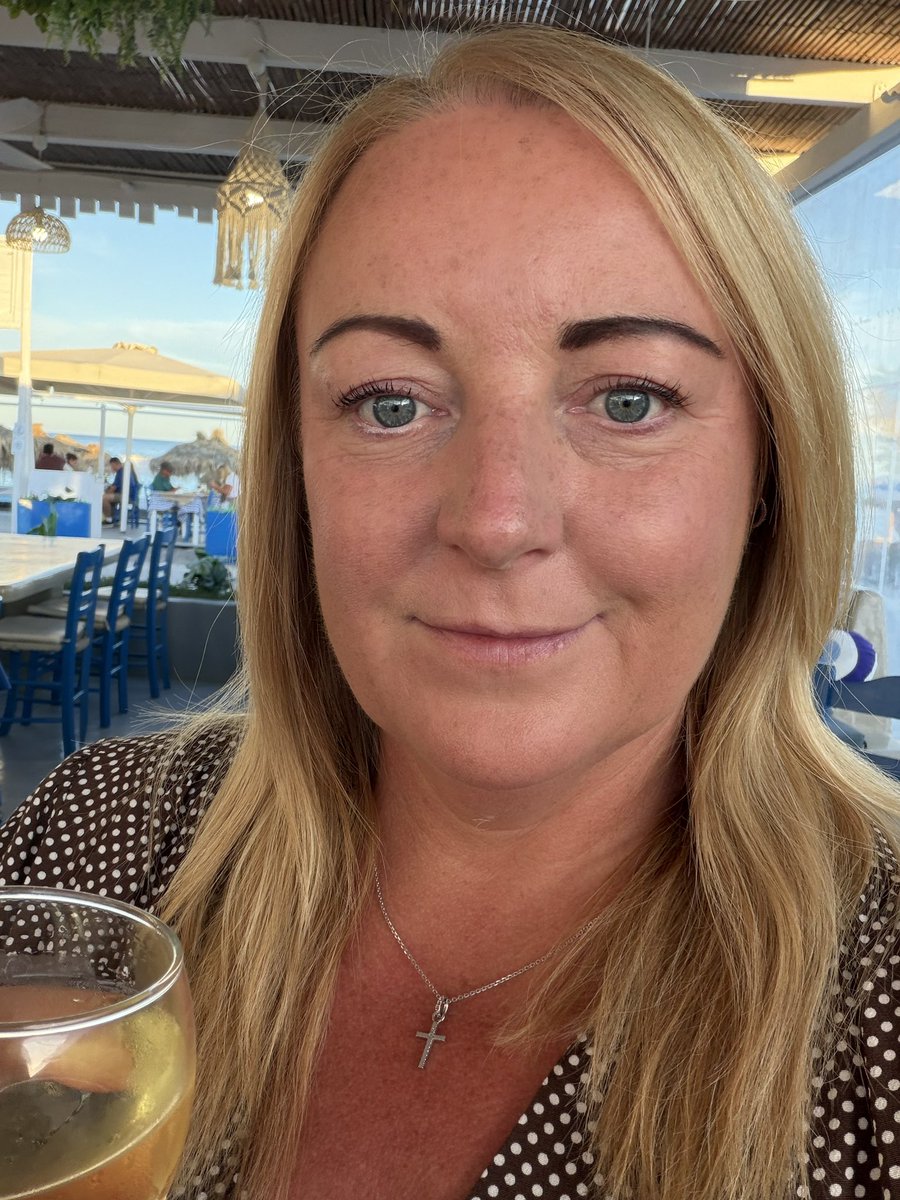 KathyCore's tweet photo. Santorini 🇬🇷🇬🇷 https://t.co/dMVecSDJBz