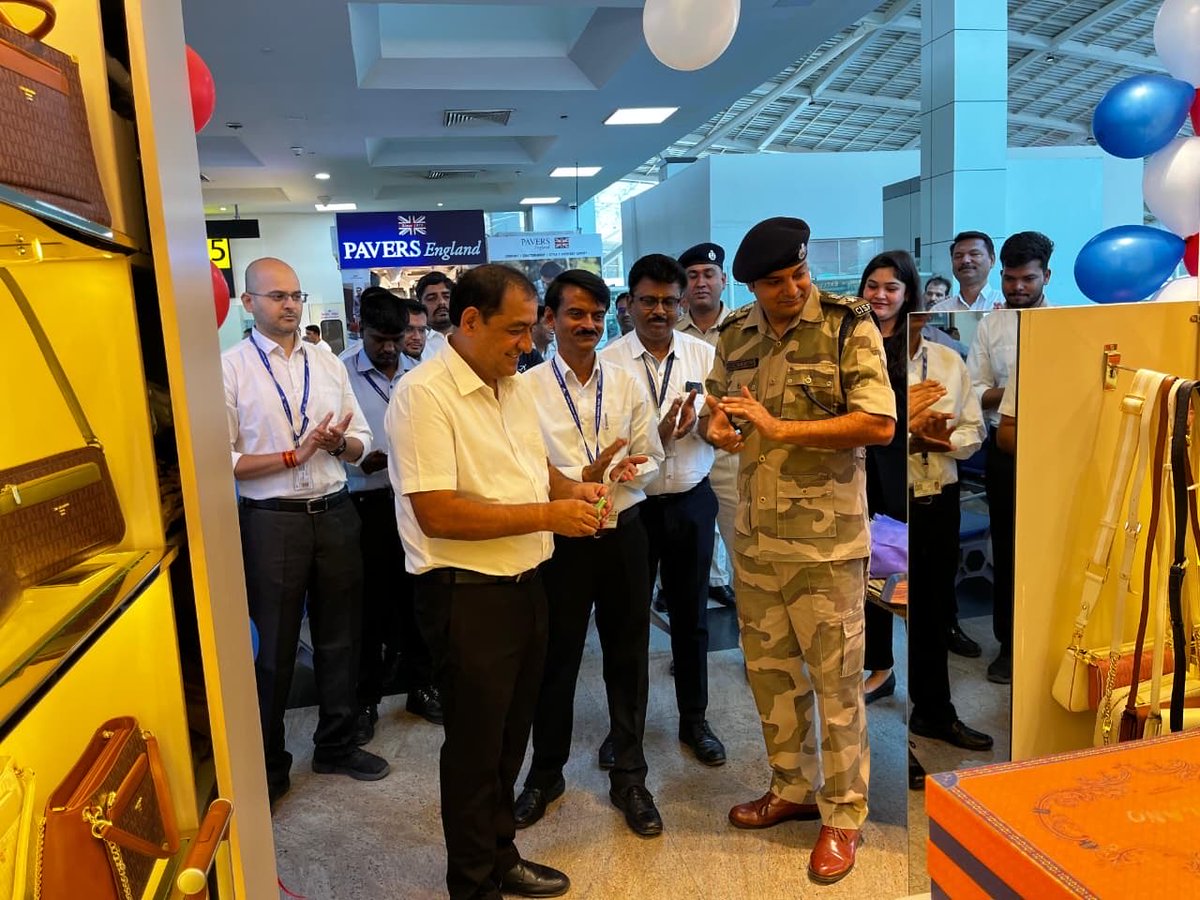 aaibplairport's tweet photo. 🛍️ A new retail outlet of Da Milano has opened at Bhopal Airport on 18.05.2026 in presence of Airport Director Sh. Ramjee Awasthi, Commandant CISF Sh. Atul Bhanotra &amp; senior officials from AAI &amp; CISF. ✈️ @MoCA_GoI @vipinkumarIAS @AAI_Official @aairedwr https://t.co/W2FmB1u6Gy