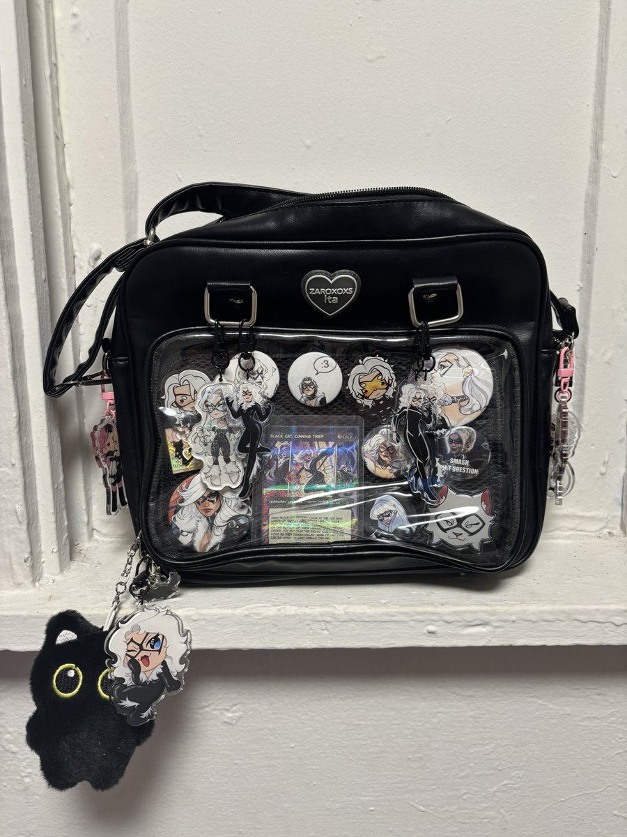 stormzien's tweet photo. I might get cancelled but think it’s really weird when people dedicate themselves to a character and view them as a real partner and have like, entire shrines dedicated to them? How desperate can you be? https://t.co/pl0uVVxrGc