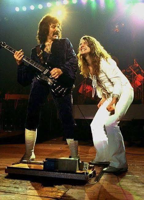 billykenchop's tweet photo. BLACK SABBATH. https://t.co/FnpFx61PkU