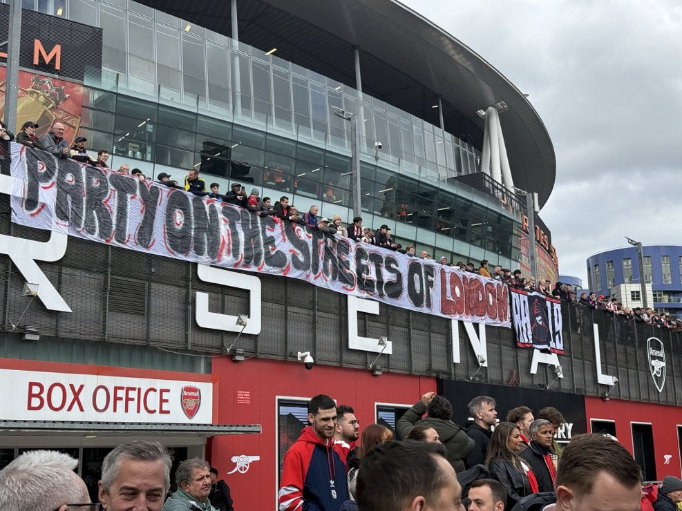 DailyAFC tweet media