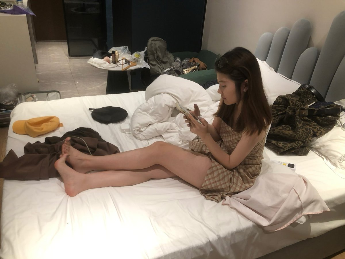 tinihu21's tweet photo. 谁想教育一下我家母狗表子 https://t.co/NmONhtQOwa