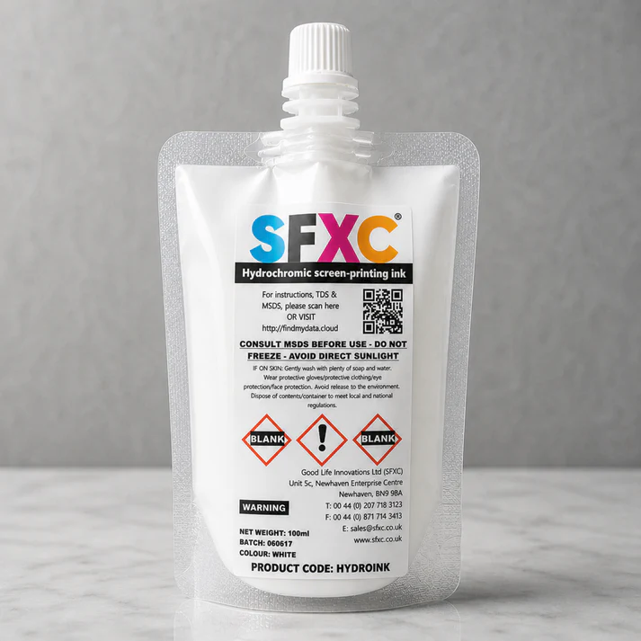 SFXC_UK's tweet photo. Transform your projects with SFXC Hydrochromic Ink! This innovative ink  changes color when exposed to moisture, offering a unique reversible  effect that captivates and engages. Perfect for artists, designers, and  educators alike, it brings creativity and interactivity to fabrics,  artworks, and experiments.
https://t.co/Ie4cBKwMXQ
