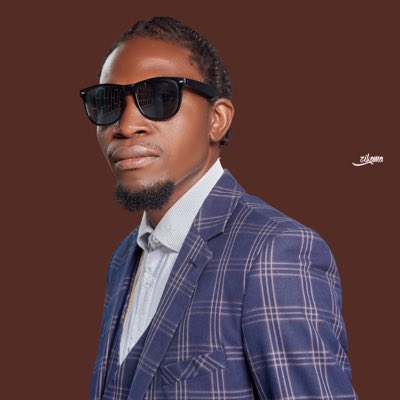 Joynathu's tweet photo. 🔟 mins to #MadeOnMonday
Radio 2FM #Malawi

💠 6 Premieres
💠 Premier Bet Top 10@10
💠 Live Interview with Reggae Dancehall artist @blastoimva 

📡📻📶🔘🎶🎧🔥🔥 https://t.co/nj95d2UqVm