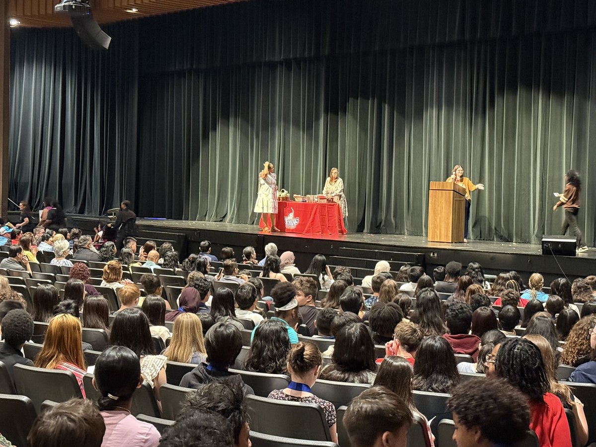 Dulles Middle School tweet media