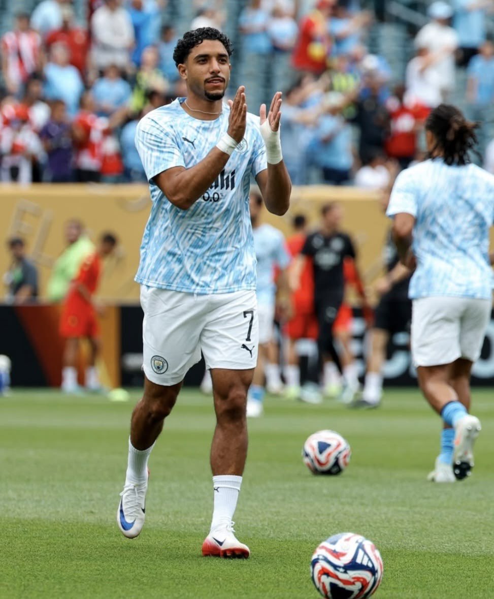 Barcaboy_X's tweet photo. 🔵🔴 CITIZEN’S STAR MAN OMAR MARMOUSH HAS RE-EMERGED ON BLAUGRANA’S SHORTLIST FOR LEWY’S REPLACEMENT. 

The Blaugrana board still awaits a final APPROVAL from manager Hansi Flick regarding how perfect Omar would fit the system and possibly an option to lead the attack for next Campaign. 

Other names on the table include Dusan Vlahovic , Julian Alvarez, Joao Pedro.

💭~ How much do you think would be ideal enough to get him ?.

{@BarcaUniversal}
