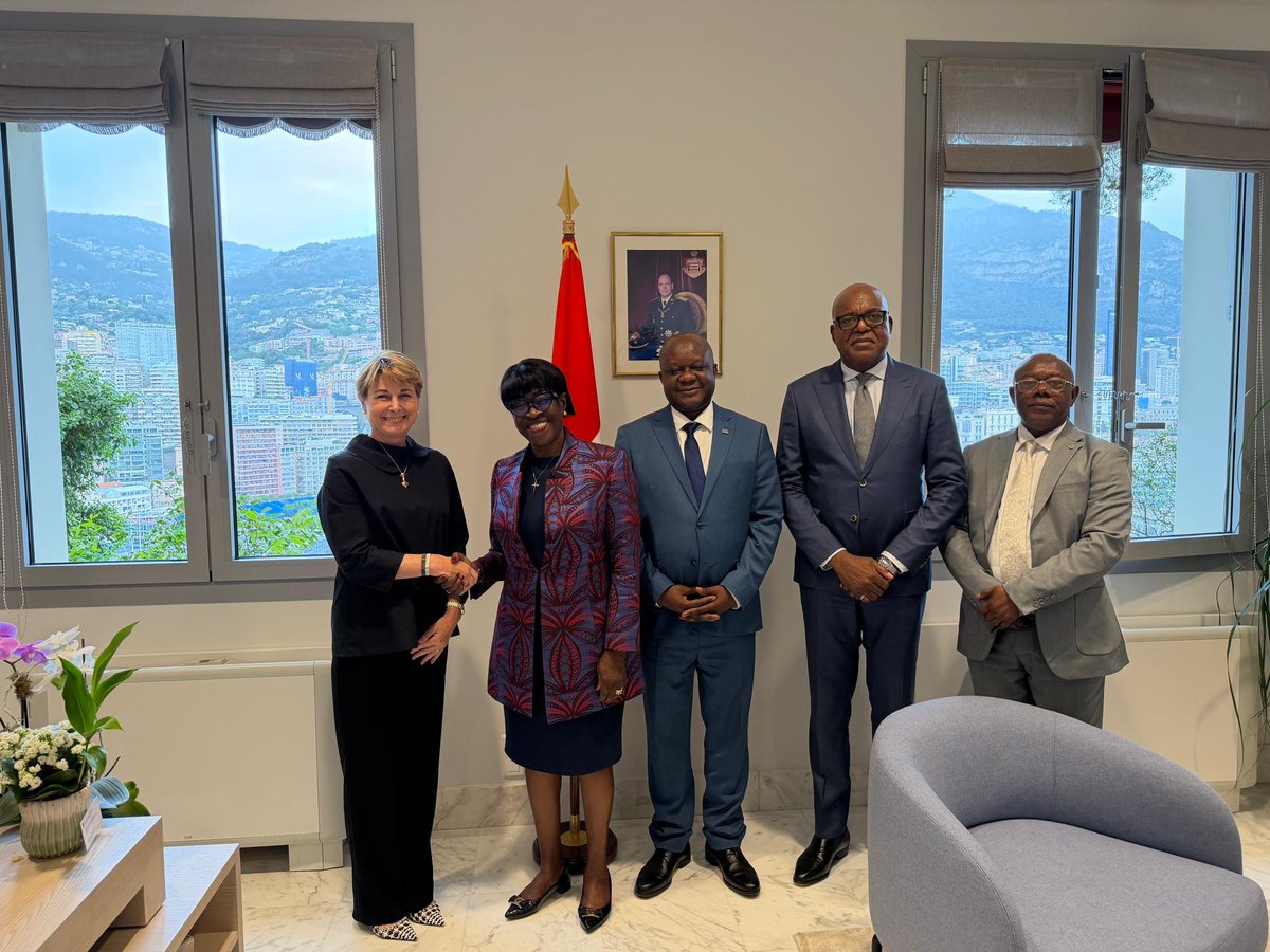 CrispinMbadu's tweet photo. MONACO, ce lundi 18 mai 2026|Dans le cadre de la campagne pour le Secrétariat Général de l’OIF, j'ai eu des échanges fructueux avec Mme Isabelle ROSABRUNETTO, Directrice générale, Département des Relations Extérieures & de la Coopération du Ministère d’Etat de la Principauté de Monaco.

​Au menu des échanges avec ce contributeur financier majeur de la Francophonie : la vision stratégique de la candidate de la RDC, Madame @JulianaLumb. Un accent particulier a été mis sur les priorités partagées : les droits des femmes, l'Etat de droit, la Démocratie, le changement climatique et le développement durable, le soutien aux agences de la Francophonie comme @TV5MONDE, l'éducation des jeunes filles et l'avenir de la jeunesse francophone. Une convergence forte pour une Francophonie moderne, solidaire et engagée. 
@kayikwambaT
@RDCongoMAE
@SuminwaJudith 
@Presidence_RDC