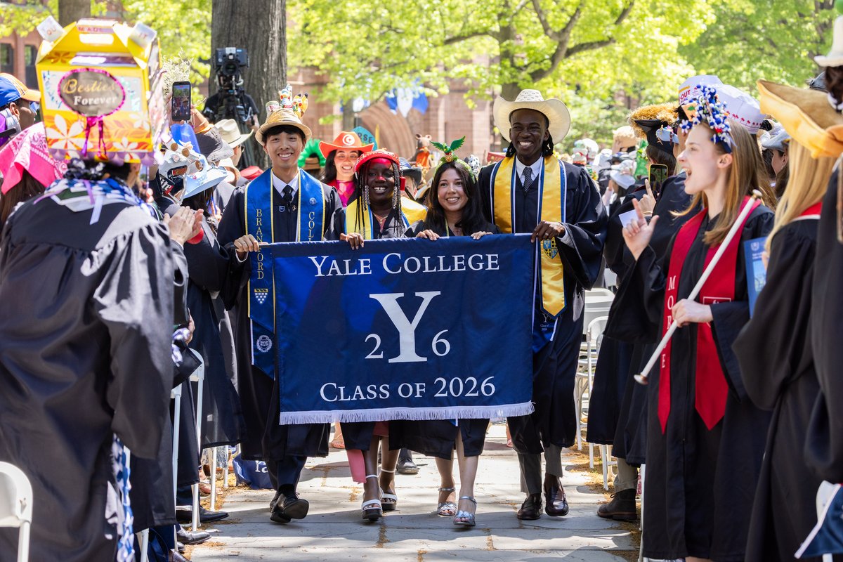 Yale University tweet media