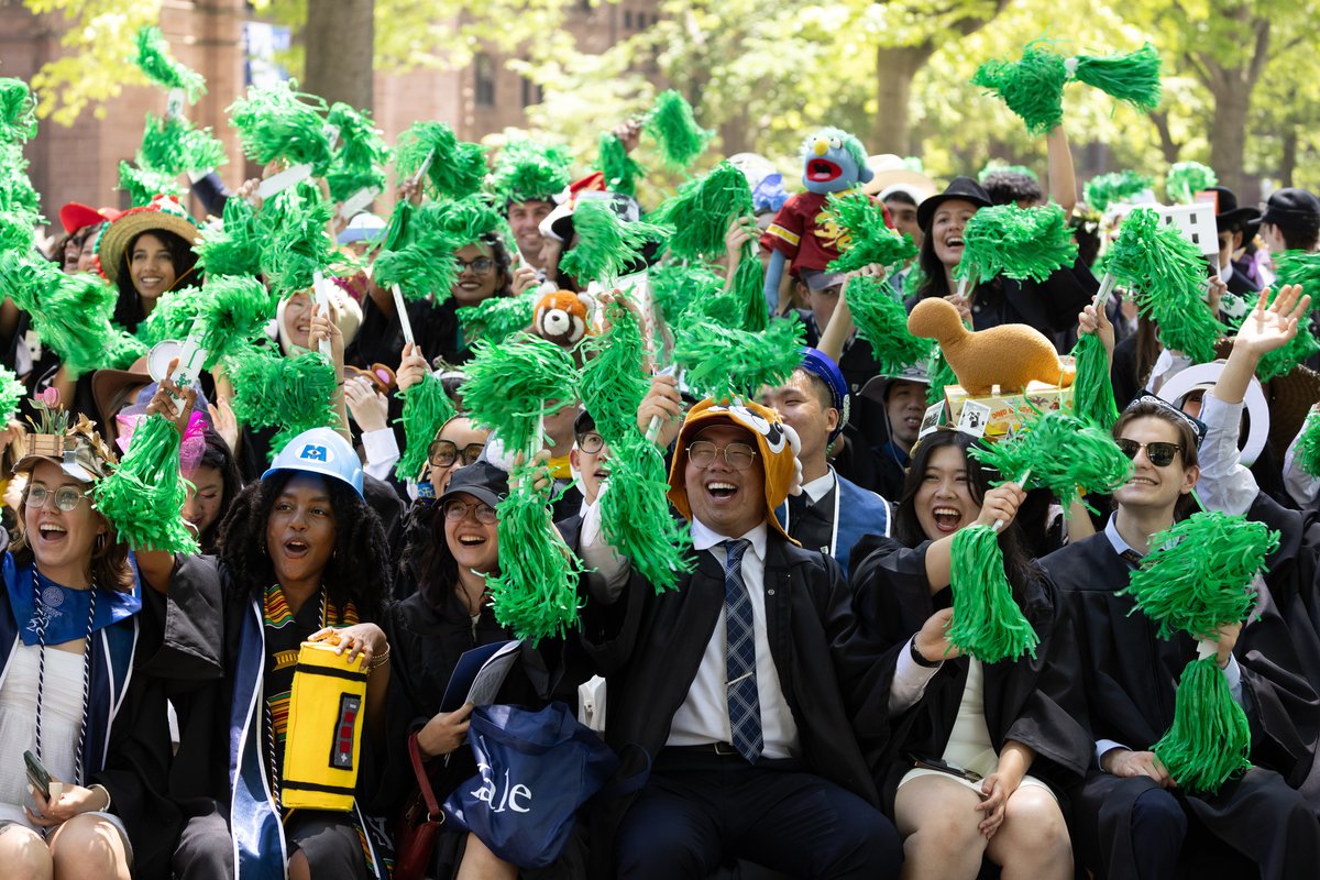 Yale University tweet media