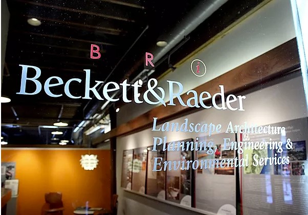 BeckettRaeder's tweet photo. Our Traverse City office has officially moved… upstairs!

We are now located one floor up in the same building. While our address remains the same, our suite number has changed!

📍 148 E. Front Street
Suite 307
Traverse City, MI 49684 https://t.co/WzD4sQONXi