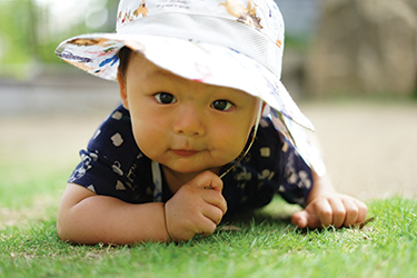 PublicHealth's tweet photo. With another summer of record-breaking temperatures ahead, heat is a safety issue and infants are especially at risk. A new toolkit can help you protect your community. 

Learn how in a new Public Health Newswire op-ed. https://t.co/XtVpCrlKU7 

#HeatSafetyWeek https://t.co/NPweHDIOw2