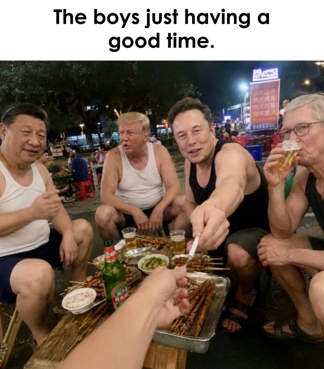 future4_1's tweet photo. Boys that matters  😂 https://t.co/wPDdKCoY32