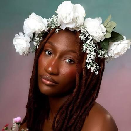 DAlternateFest's tweet photo. If you aren't paying close attention to Shime Ahua (@shime_ahua), you are missing out on one of the most pure, evocative talents in the alternative music ecosystem right now.
From Abuja’s big stages to an upcoming Lagos takeover, here’s why she is a voice to watch: 🧵👇🏾 https://t.co/xxT561o8f5
