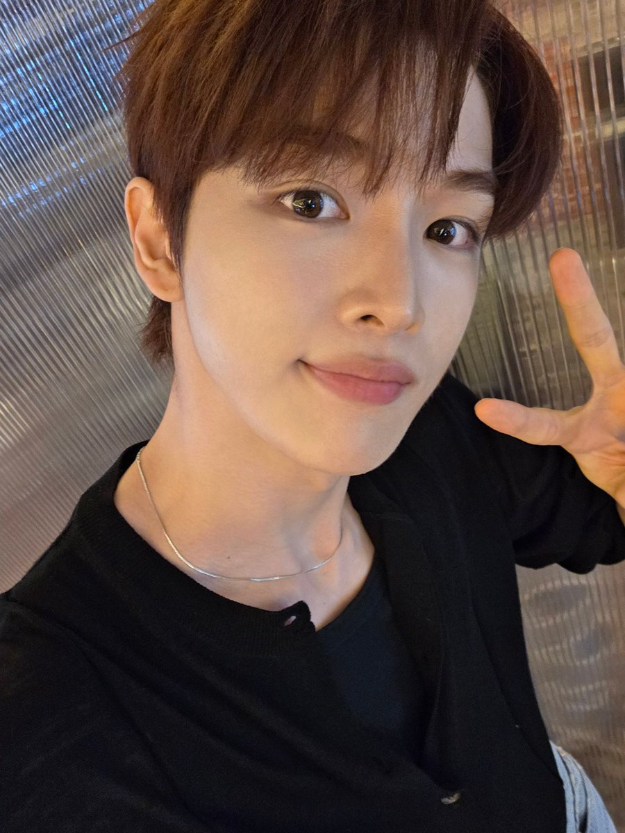 숑숑 tweet media