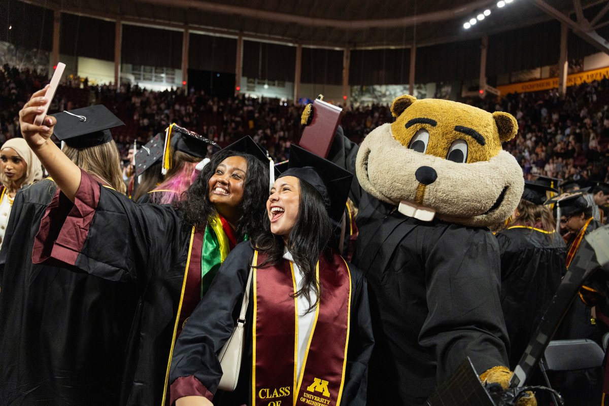 UMN Liberal Arts tweet media