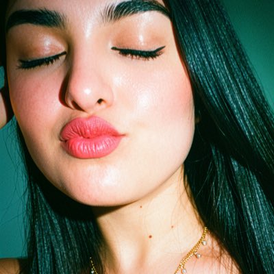 ImperiaArdz's tweet photo. #NuevaFotoDePerfil https://t.co/jtGmSYiDBa
