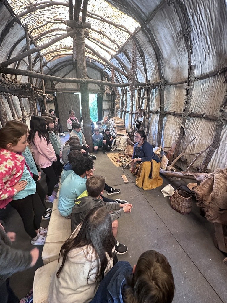 MESStars159's tweet photo. Third graders enjoyed their field trip to Isle a la Cache last week! https://t.co/eqsDDeJb0K