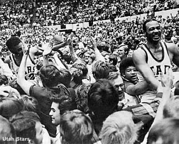 abathrowbacks's tweet photo. On this date, 55 years ago, the Utah Stars won the first professional championship in Utah pro history. 

The Stars defeated the Kentucky Colonels in seven games. 

Other than the ‘09 MLS soccer championship, it is the only pro title in state history. https://t.co/5jqV3ZU7Ew