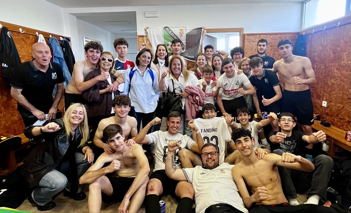 moralejacp's tweet photo. ‼️RESULTADO PARTIDO‼️

#JuvenilesCP🏴‍☠️

👏🏻!SOMOS DE PRIMERA!👏🏻

UC.LaEstrella 
      0-1
CP.MoralejaCahersa
⚽️- Jorge 

Nuestros Juveniles lucharon como guerreros, lo dieron todo en el partido de vuelta por la permanencia y lo consiguieron!💪🏼💪🏼💪🏼

VamooosssCP!!🏳️🏴

#SiempreCP🤍🖤 https://t.co/TtFWG0gUJk
