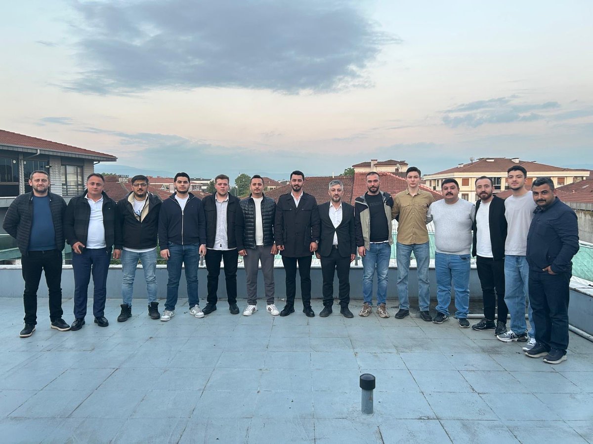 mdogankaya's tweet photo. Anahtar Gençlik #Varolsun https://t.co/YbmxQEjGMn