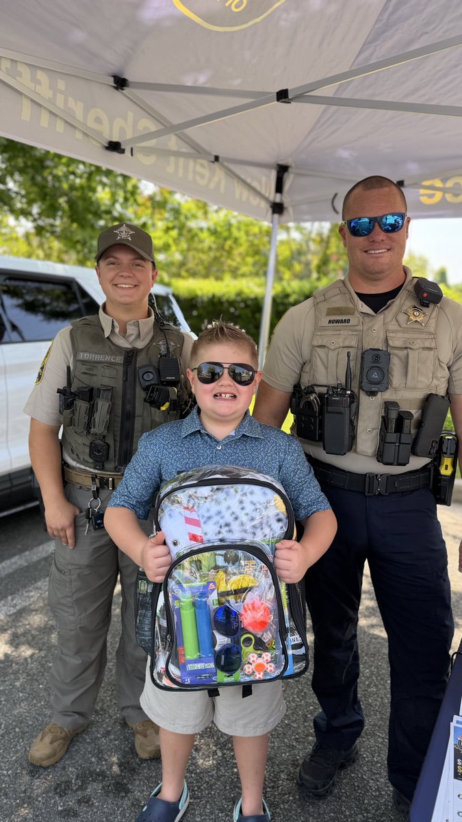 NewKentSheriffs's tweet photo. 💙 SUPPORTING THE AUTISM COMMUNITY THROUGH COMPASSION AND PREPAREDNESS 💙

The New Kent Sheriff’s Office would like to extend our sincere appreciation to Ledger Greyson Mann for his generous donation of an LGM Bag containing items designed to assist individuals within the Autism community during emergencies and law enforcement interactions.

These specialized bags provide tools and resources that can help create a calmer, safer, and more supportive environment during stressful situations. Donations like this help first responders better serve all members of our community with understanding and compassion.

Ledger has been recognized across Virginia for his efforts to provide these bags to public safety agencies, and we are grateful for his dedication to making a positive difference in the lives of others.

Thank you, Ledger, for your generosity, kindness, and commitment to supporting the Autism community. 💙