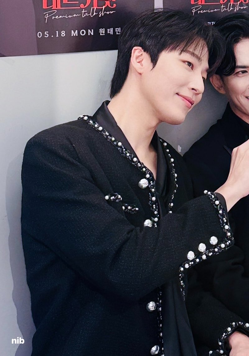 닙닙 tweet media