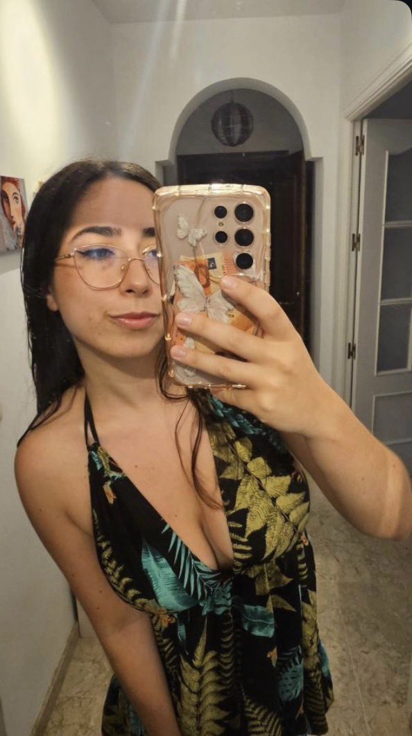 IRL Lover tweet media