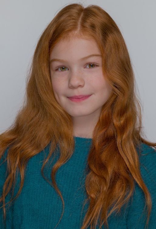 acervodopotter's tweet photo. Ginny Weasley será reescalada para a 2ª temporada de HARRY POTTER e a CÂMARA SECRETA

Segundo o Deadline, a atriz Gracie Cochrane não interpretará mais Ginny “devido a circunstâncias imprevistas” ela agradece o tempo que fez parte do mundo de Harry Potter “ foi mágico” https://t.co/NcxsYDcA6F