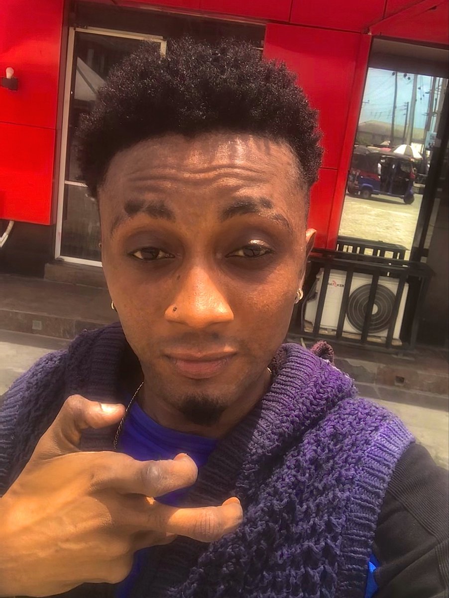 Emzyofficial's tweet photo. wHen yOU Are ThaNkfuL fOR wHAt yOU hAve, yOU Are ALwAys RewArded WiTh More. Try tO StAy Po$itive &amp; ThiNgs WiLL Get beTTer.

Positive Vibez oNLy 💯 

#EMZY #NoDouBT #TeamEMZY https://t.co/hZsSmlrwSd