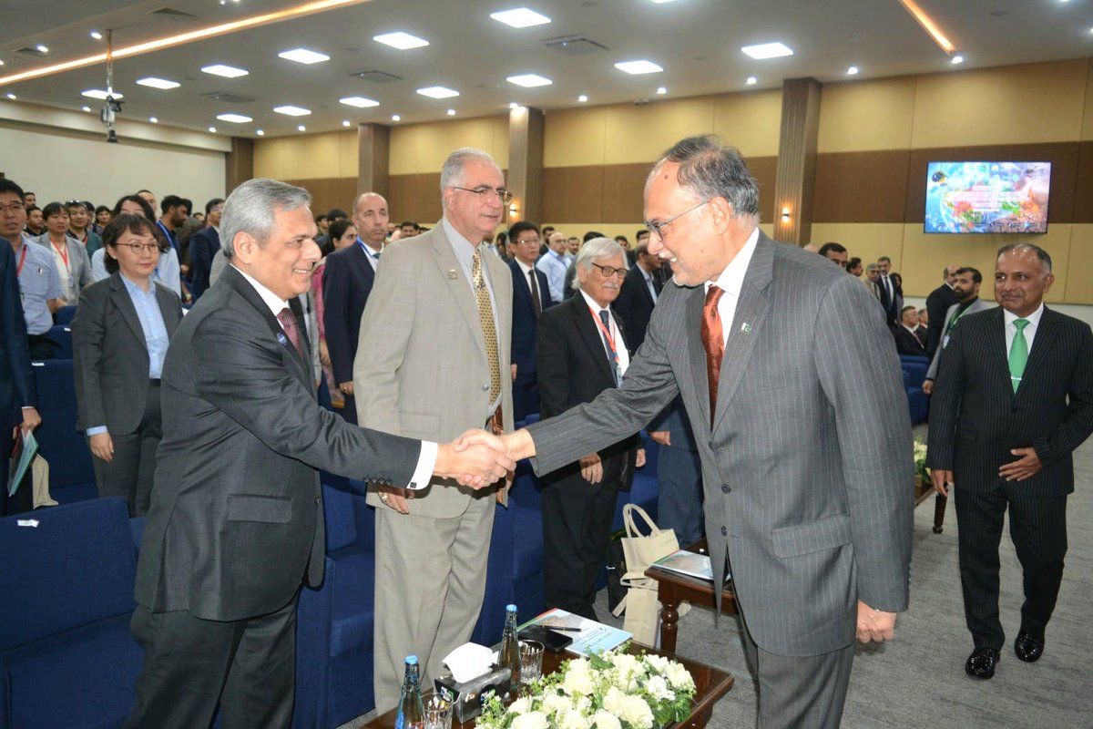COMSATS_en's tweet photo. The 2nd China-Pakistan Symposium on Early Warning for Hydrological & Geological Disasters, jointly organized by #CPJRC, #NDMA, #COMSATS, and partner institutions, convened today at NDMA 🇵🇰.

The symposium witnessed diverse and high-level participation from key stakeholders across research institutions, academia, government bodies, and the diplomatic community, providing a dynamic platform for dialogue on advancing early warning systems and strengthening disaster resilience in the region.

#DisasterRiskReduction #EarlyWarning #ClimateResilience #ActNow
