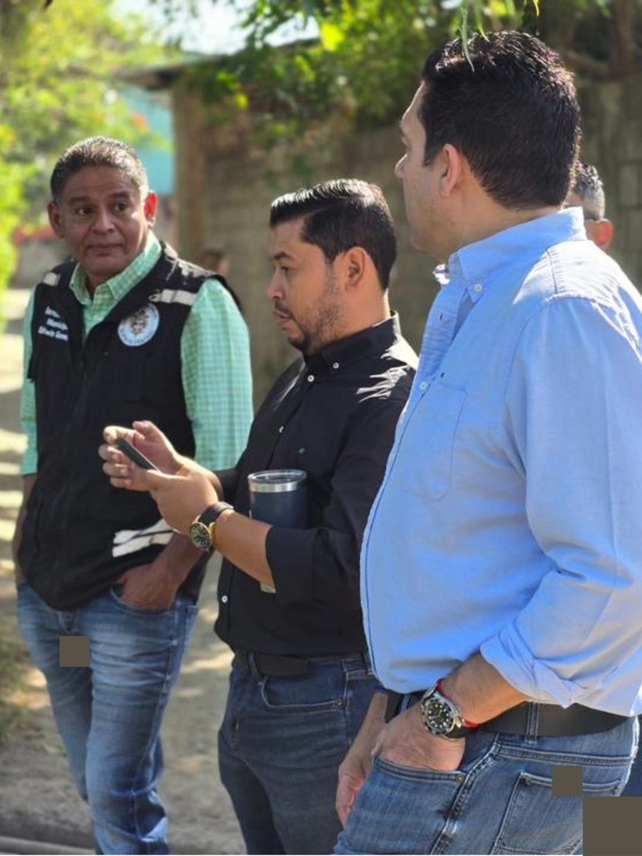 amdc_hn's tweet photo. Eliminamos un punto crítico de basura en las orillas del río en la colonia La Vega, como parte de las acciones de prevención ante la temporada de lluvias. El operativo se realizó con maquinaria y personal municipal para reducir riesgos de inundación y mantener limpios estos espacios.

Ahora limpiamos nuestros ríos para evitar focos de contaminación e inundaciones.