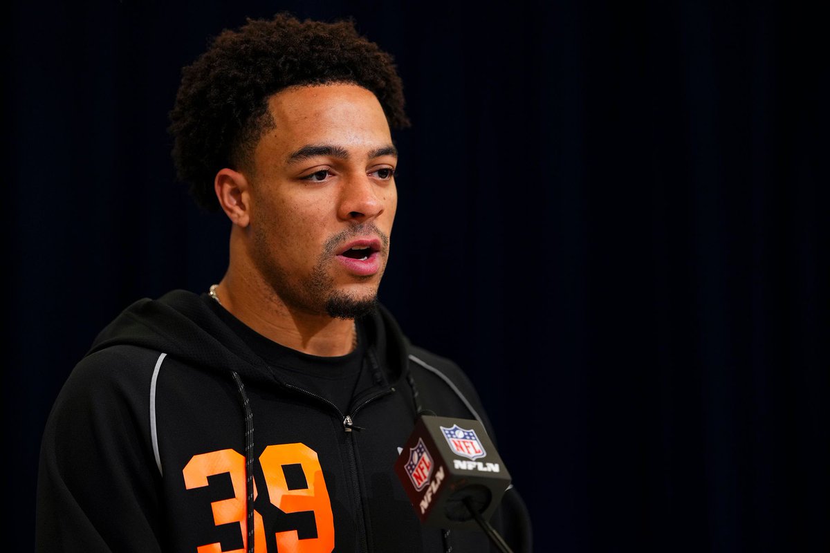 ExtraOrdGentsFF's tweet photo. With the 40th pick in the 2026 Extraordinary Gentleman Rookie Draft @connordelaney30 selects Mr. Irrelevant…

Brenen Thompson, WR, Los Angeles Chargers https://t.co/1KbVpgU6zn