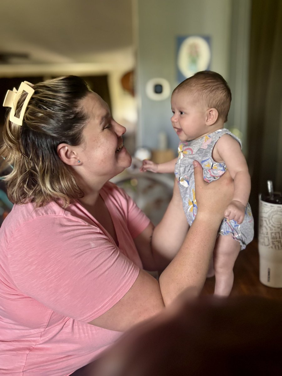 CardsComo's tweet photo. When you take turns talking to your child, your child is learning the pattern of conversation. 

#ThunderbirdProud #ParentsAsTeachers https://t.co/KsQiKiiyOW