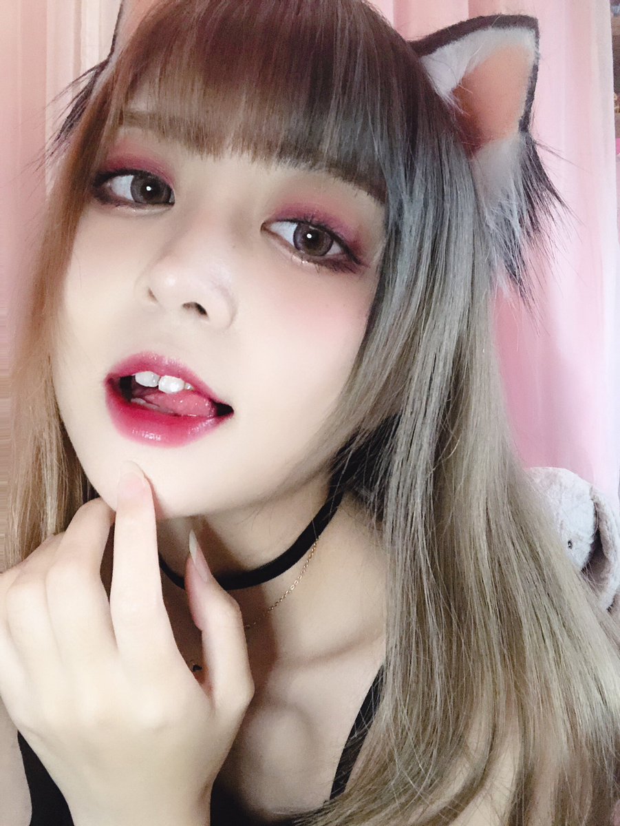 YUKO喵_ tweet media