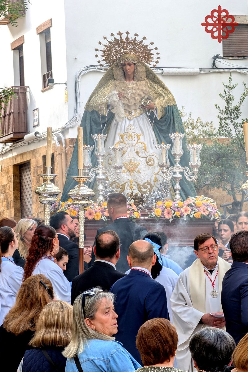 JaenClemencia's tweet photo. 🔴 Crónica gráfica del rosario de la aurora de nuestra bendita madre del Mayor Dolor en el día de ayer.
Los primeros rayos del día esperaban a nuestra madre para acariciar su bello rostro y elevar cada ave maría rogando y dar gracias por tanto que hace por nosotros.
#LaMagdalena https://t.co/M7OdkHgDQP