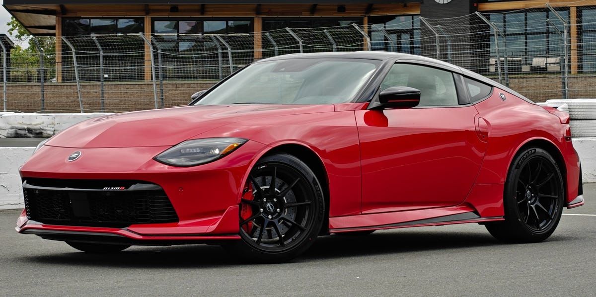 Road & Track tweet media