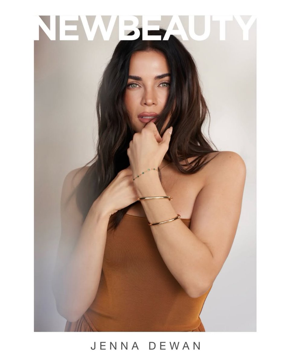 Magazine Covers 🌹 tweet media