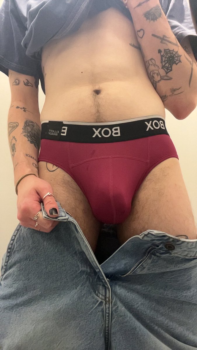 cowboyalexxx's tweet photo. me! https://t.co/ZkstRR5SwF