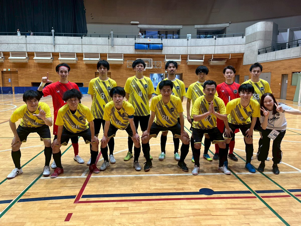 fclpp's tweet photo. ■公式戦結果
東京都フットサル3部Bリーグ 第2節 

vs frontier Z
2-1○ 
得点：高津、市川

関係者皆様ありがとうございました！
#東京都フットサル3部リーグ https://t.co/tEBCqI37j4