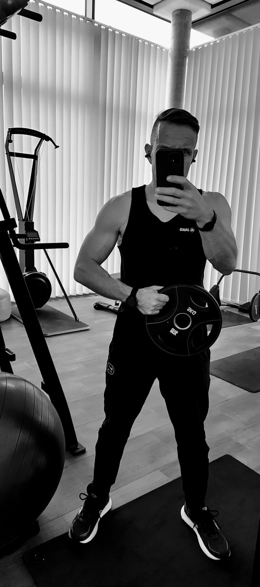 mad_man_running's tweet photo. Trainiere 7/7
Nehme mir die Zeit https://t.co/HuGaJjdsX0