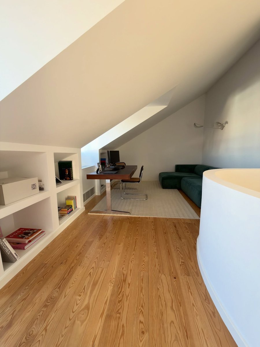 interiorstellar tweet media