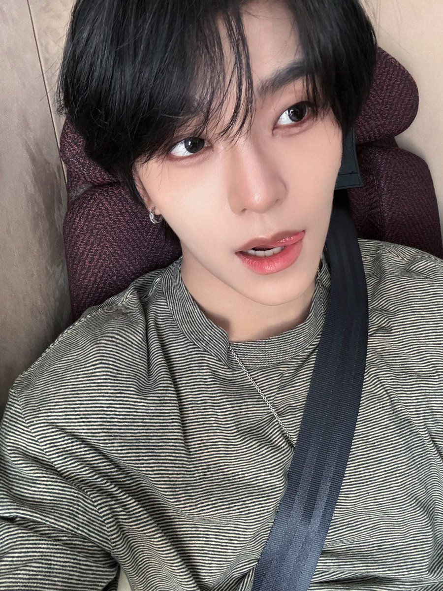 ㅅ tweet media