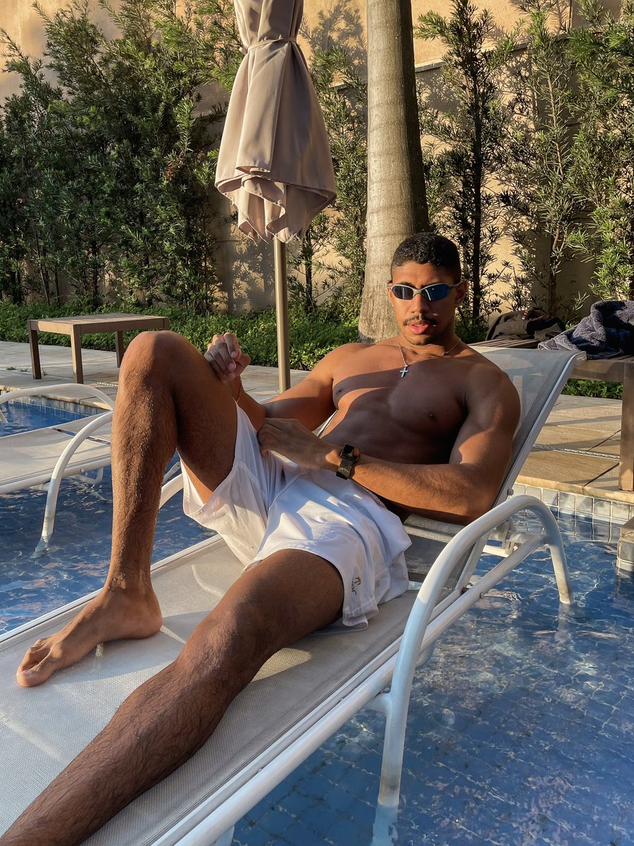 Luis tweet media