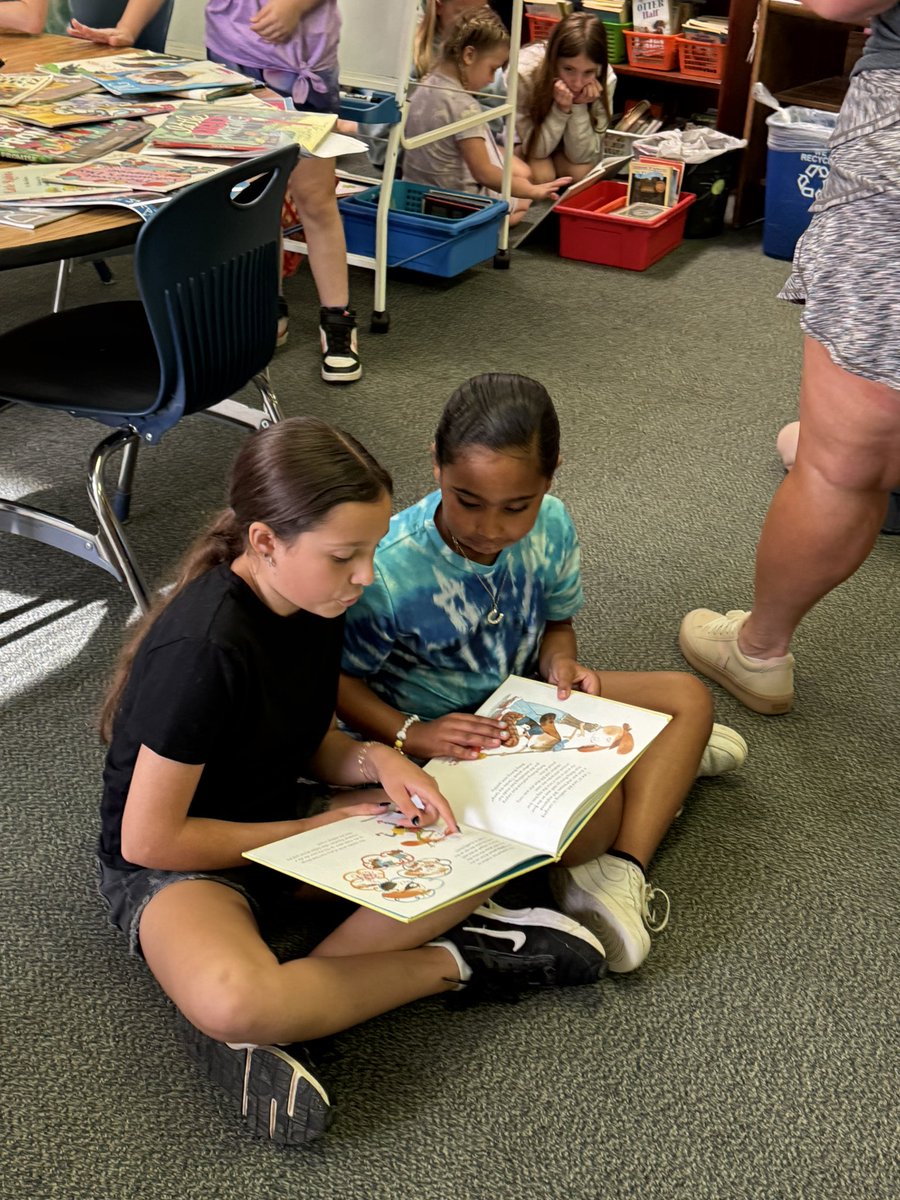 WBEdaviduke's tweet photo. Next up, we visited with our 4th grade buddy class! https://t.co/X4Y9wcfAuu