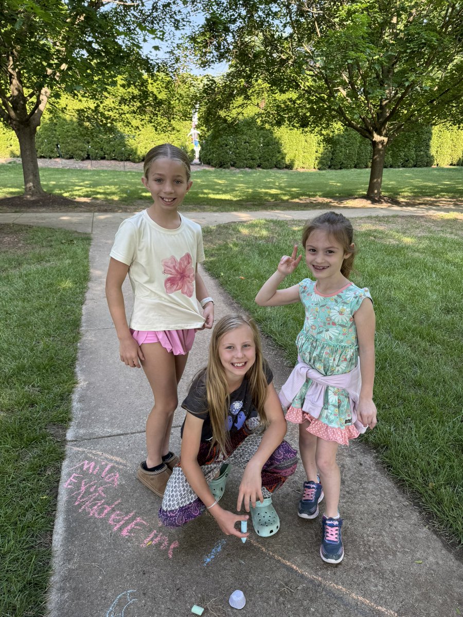 WBEdaviduke's tweet photo. Next up, we visited with our 4th grade buddy class! https://t.co/X4Y9wcfAuu