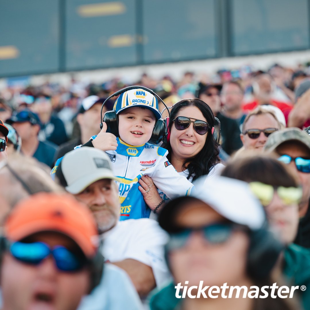 New Hampshire Motor Speedway tweet media