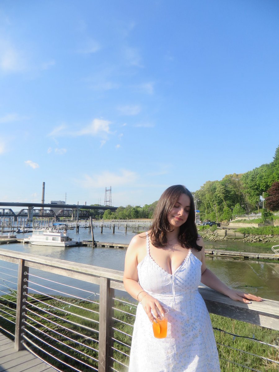 hwallbit's tweet photo. i love summer https://t.co/WwUoKLn13r