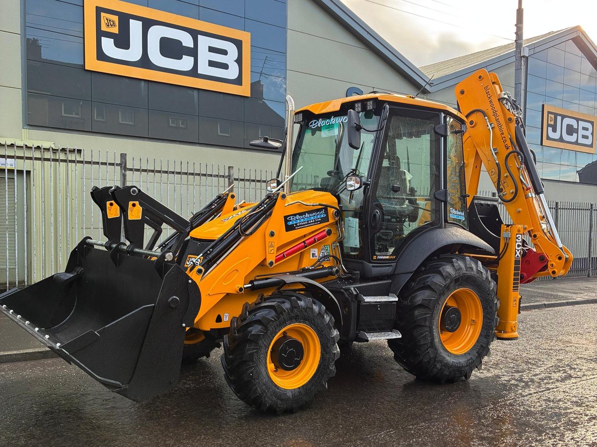 Scot JCB tweet media