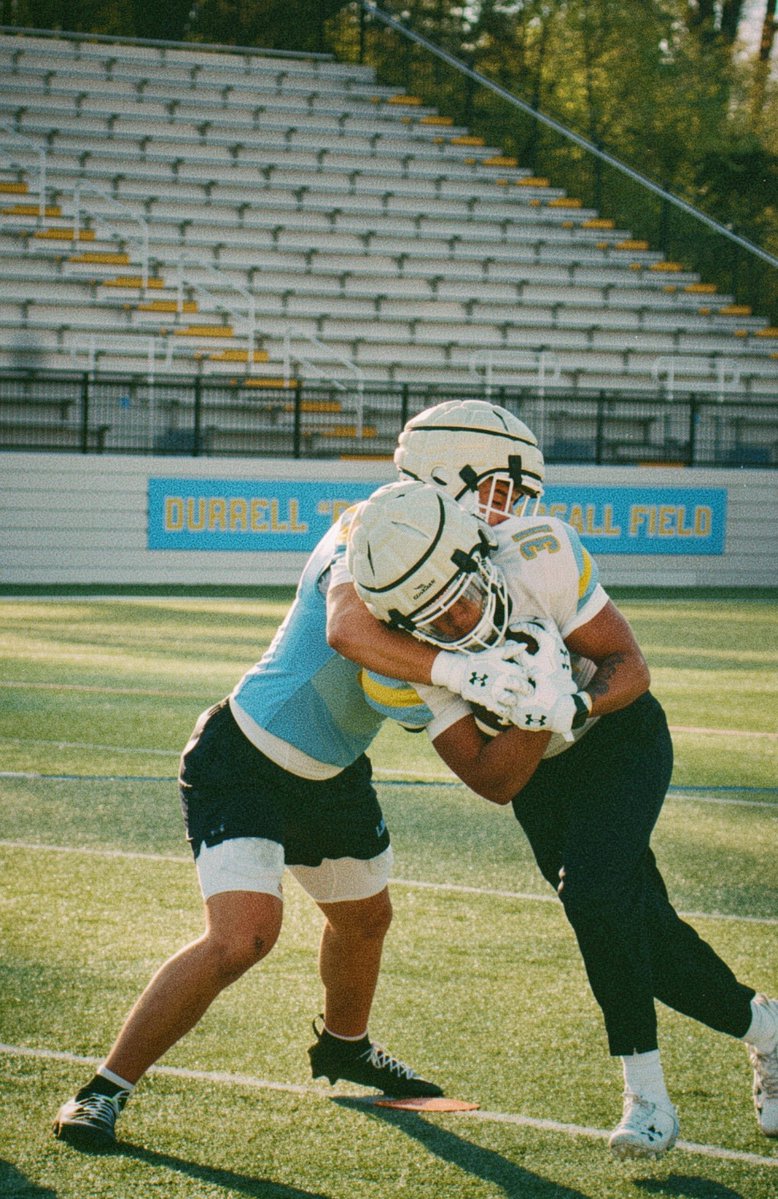 LIUSharksFB's tweet photo. Starting The Week Off With Some Film 🎞️🏈 https://t.co/UrO9T9jOPo