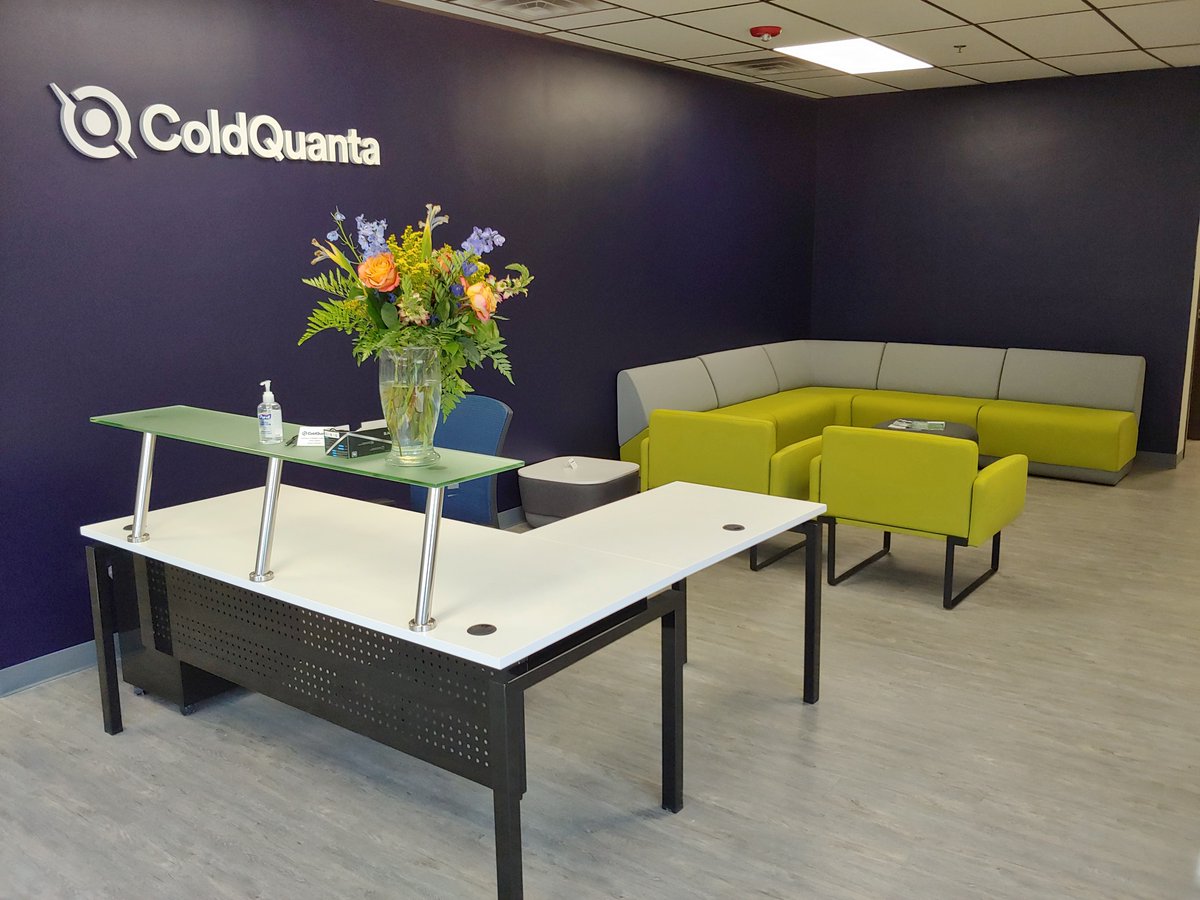 InteriorDenver's tweet photo. #Fact: Reception desking is the primary visual touchpoint for every guest in your office. A well-designed desk creates a professional atmosphere before a meeting begins. We create custom reception areas tailored to your brand identity. https://t.co/IKgGpkWj5m